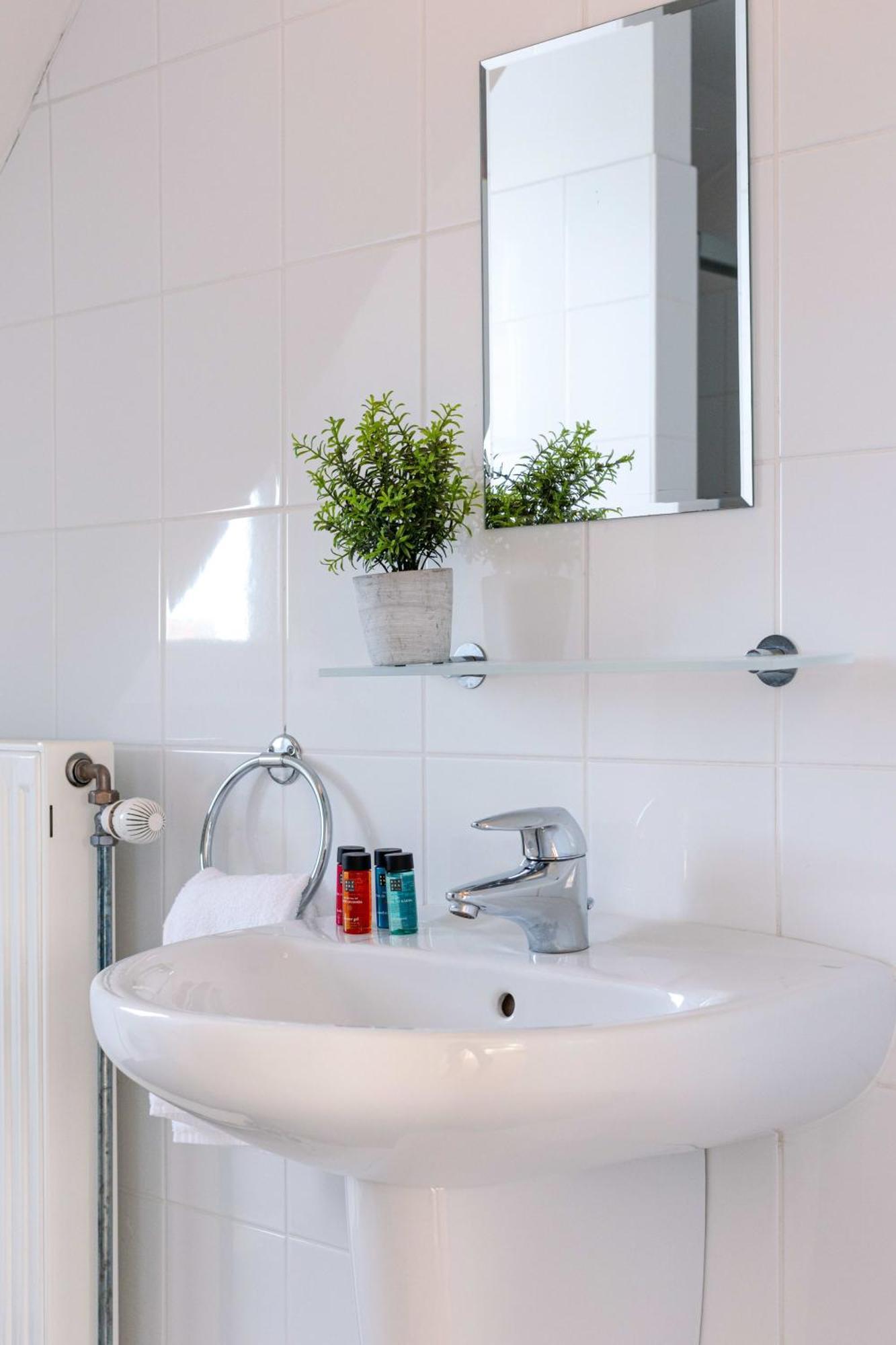 Charming Spacious Duplex Apt With Private Parking In Knokke Apartment Екстериор снимка