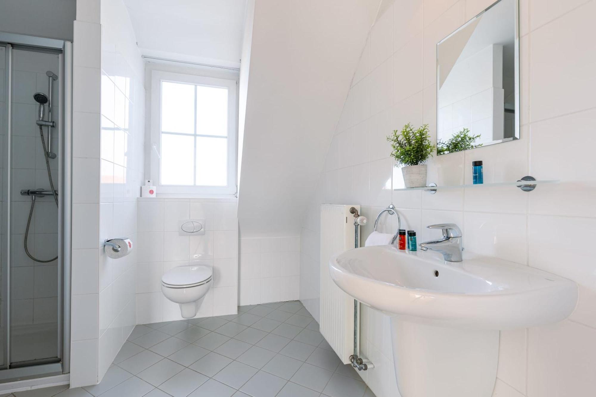 Charming Spacious Duplex Apt With Private Parking In Knokke Apartment Екстериор снимка